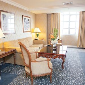 One-Bedroom Suite Executive Floor